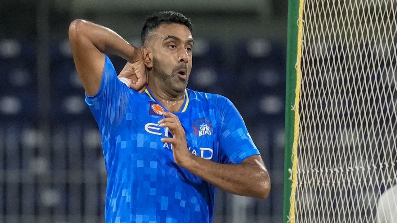 ഡേവിഡ് വാര്‍ണറാണ് ടീമിന്റെ ക്യാപ്റ്റന്‍. വാര്‍ണറുടെ രീതി തനിക്ക് ഇഷ്ടമാണ്. വാര്‍ണറുടെ അതേ മൈന്‍ഡ്‌സെറ്റാണ് തനിക്കെന്നും, ടീമിനായി കളിക്കാന്‍ കാത്തിരിക്കുകയാണെന്നും അശ്വിന്‍ പറഞ്ഞു (Image Credits: PTI)