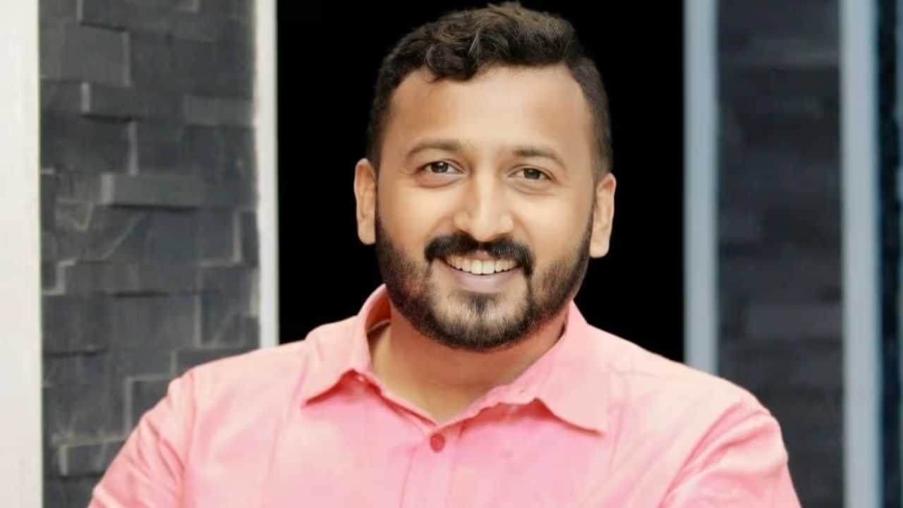 Rahul Mamkootathil: വിവാദങ്ങൾക്കിടെ രാഹുൽ മാങ്കൂട്ടത്തിൽ ശബരിമലയിൽ