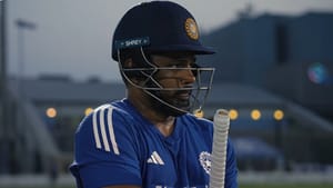 Asia Cup 2025: ഒന്നുങ്കില് സഞ്ജു ടോപ് ഓര്ഡറില്, അല്ലെങ്കില് പുറത്ത്? ശ്രീലങ്കയ്ക്കെതിരെ ഇന്ത്യന് ടീമില് മാറ്റങ്ങള്ക്ക് സാധ്യത Asia Cup 2025: ഒന്നുങ്കില് സഞ്ജു ടോപ് ഓര്ഡറില്, അല്ലെങ്കില് പുറത്ത്? ശ്രീലങ്കയ്ക്കെതിരെ ഇന്ത്യന് ടീമില് മാറ്റങ്ങള്ക്ക് സാധ്യത