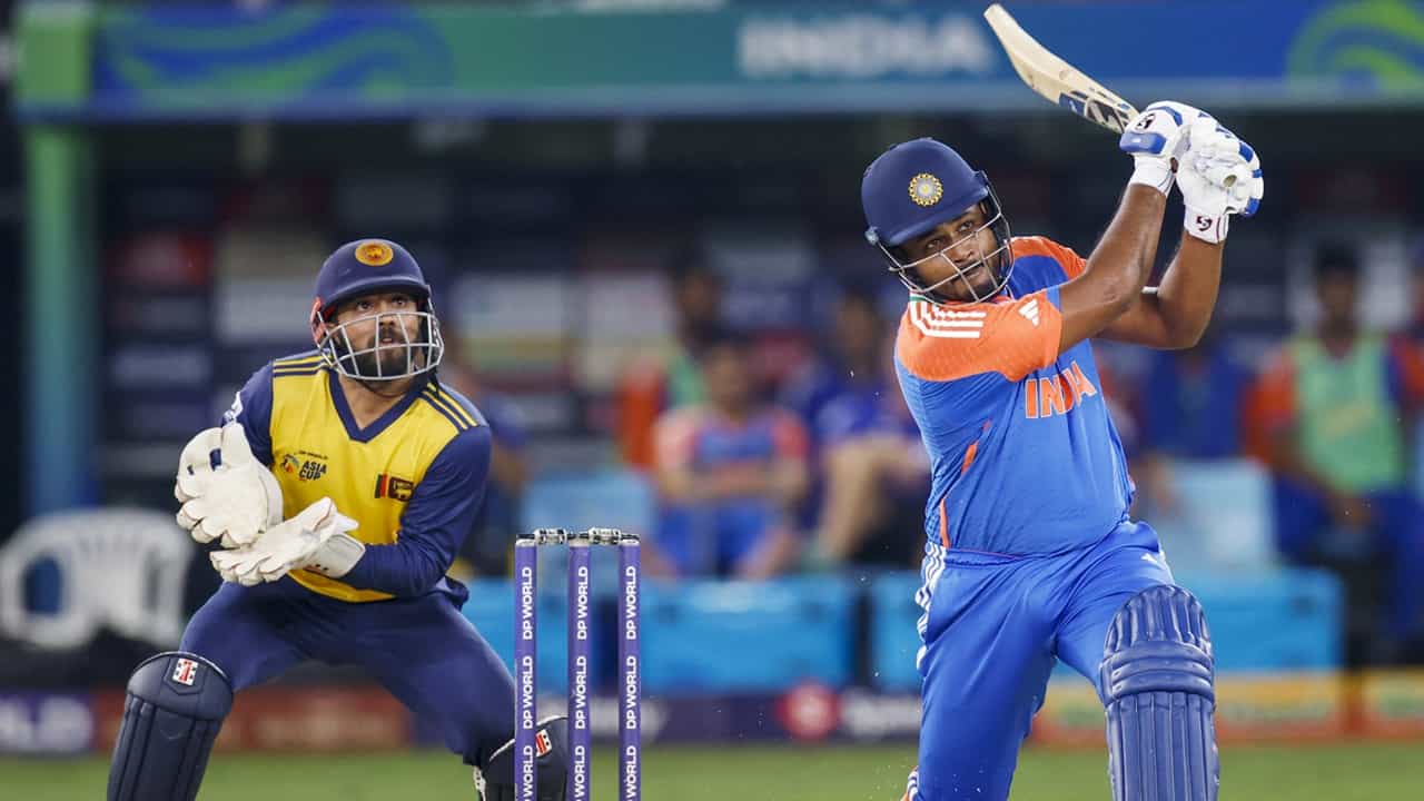 Asia Cup 2025: അടിച്ചുപറത്തി അഭിഷേകും, സഞ്ജുവും; ശ്രീലങ്കയ്‌ക്കെതിരെ 202 റണ്‍സ് അടിച്ചുകൂട്ടി ഇന്ത്യ