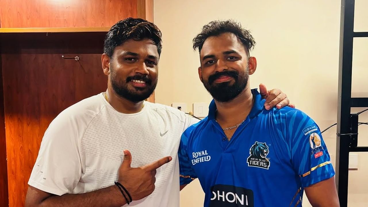 യുകെയില് പോയപ്പോഴും ക്രിക്കറ്റ് കളി നിര്ത്താന് സമ്മതിക്കാതിരുന്നത് ഭാര്യ ഹിബയാണ്. കഴിഞ്ഞ വര്ഷം കെസിഎല് കളിക്കണമെന്ന് ആഗ്രഹമുണ്ടായിരുന്നു. അവസരം കിട്ടുമോയെന്ന് കുറച്ചുപേരോട് ചോദിച്ചിരുന്നു. അവസരം കിട്ടാത്തപ്പോള് ഭാര്യ കരഞ്ഞു. അതൊക്കെ ഉള്ളിലുണ്ടായിരുന്നുവെന്നും താരം വ്യക്തമാക്കി (Image Credits: instagram.com/ashique_zee_sha/)