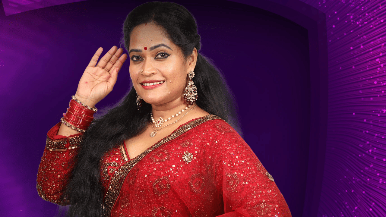 ബിഗ് ബോസില് ആവശ്യത്തിന് ഭക്ഷണം ലഭിക്കാറില്ലെന്ന് സരിഗ പറയുന്നു. 'വെളുത്തുള്ളിയും ഇഞ്ചിയും തരില്ല. ആകെ തരുന്നത് ഒരു കിലോ പരിപ്പ്, ഗോതമ്പ്, അരി, തക്കാളി, ഉരുളക്കിഴങ്ങ്, സവാള. ഇതുവച്ച് ഒരാഴ്ച കൊണ്ടുപോകണം. (Image Credit: Social Media)