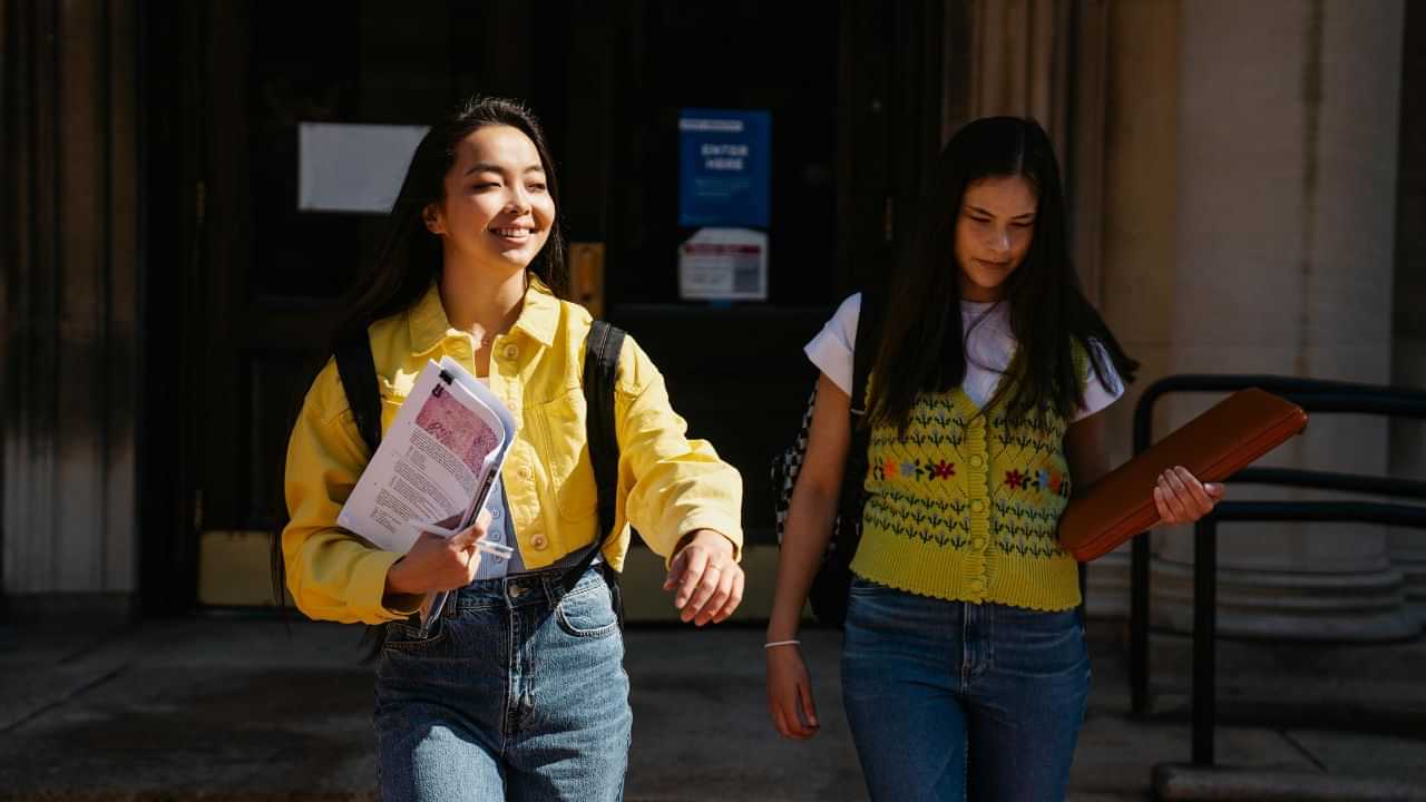 SBI Scholarship : 20 ലക്ഷം രൂപ വരെ സ്കോളർഷിപ്പ്; എസ്ബിഐ വിദ്യാർഥികളുടെ അപേക്ഷ ക്ഷണിക്കുന്നു