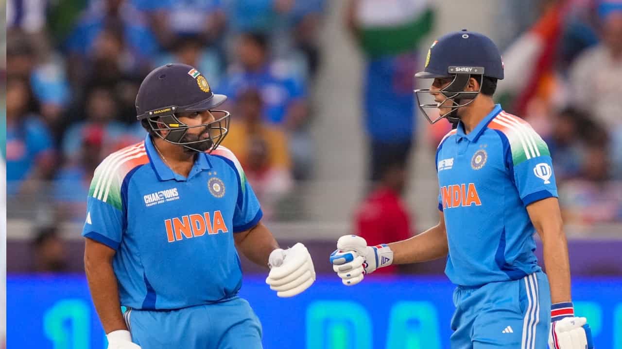 Rohit Sharma: ഓസീസ് പര്യടനത്തോടെ രോഹിത് തെറിയ്ക്കും; ശുഭ്മൻ ഗിൽ പുതിയ ഏകദിന ക്യാപ്റ്റനാവുമെന്ന് റിപ്പോർട്ട് Rohit Sharma: ഓസീസ് പര്യടനത്തോടെ രോഹിത് തെറിയ്ക്കും; ശുഭ്മൻ ഗിൽ പുതിയ ഏകദിന ക്യാപ്റ്റനാവുമെന്ന് റിപ്പോർട്ട്