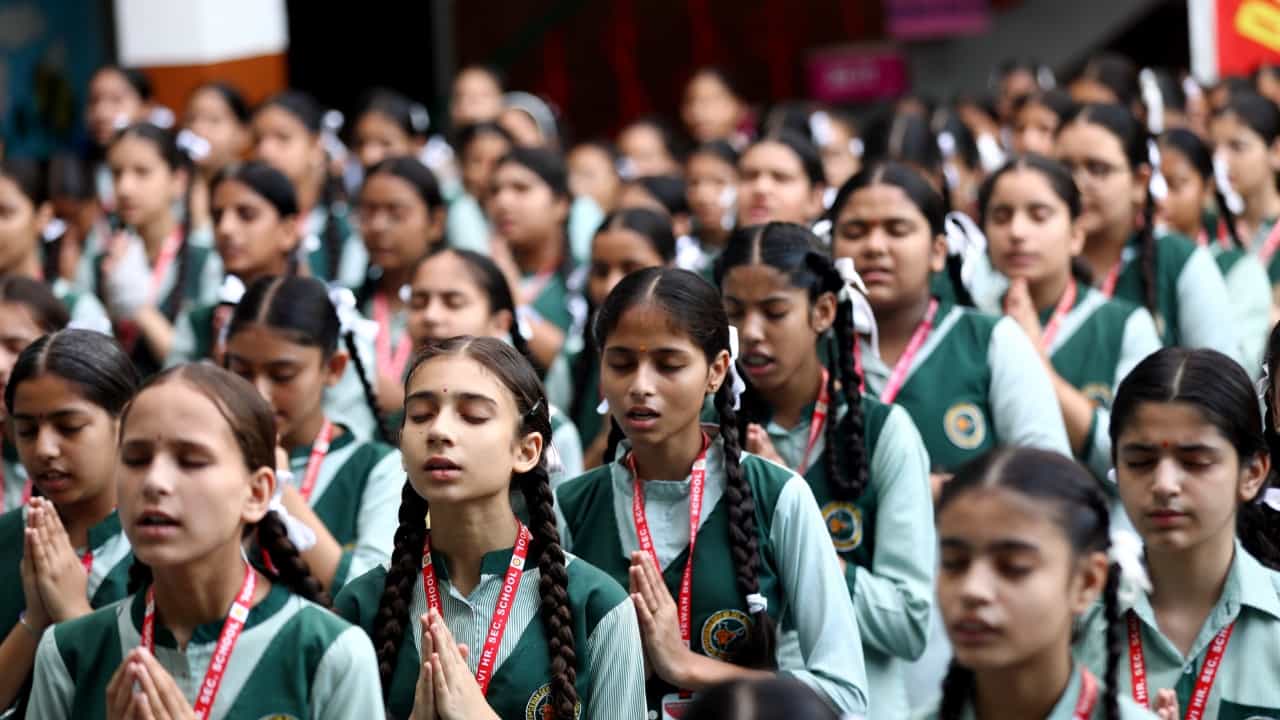 Skill Based Learning: 11, 12 ക്ലാസുകളിൽ നൈപുണ്യാധിഷ്ഠിത പഠനരീതി; പാഠ്യപദ്ധതി ആലോചനയിലുണ്ടെന്ന് കേന്ദ്രമന്ത്രി