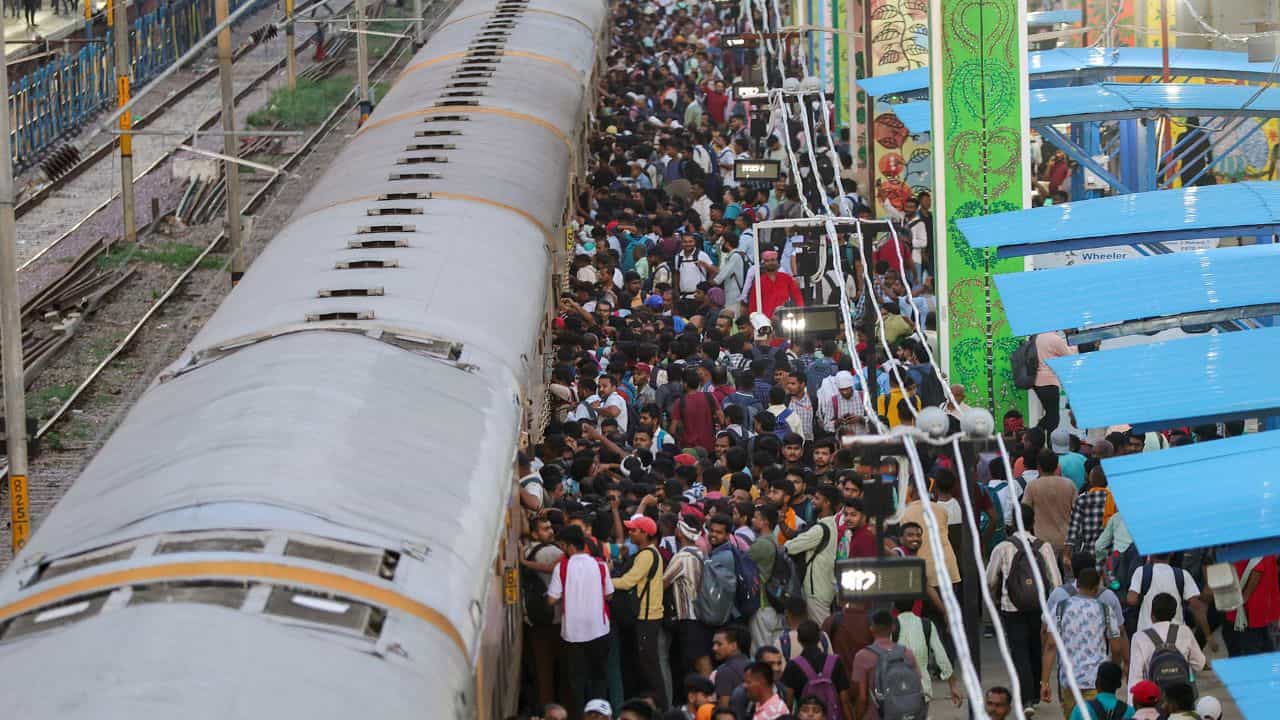 Special Train Services: ബെംഗളൂരു മലയാളികൾക്ക് നാട്ടിലെത്താം ഈസിയായി; മൂന്ന് പ്രതിവാര സ്‌പെഷ്യൽ ട്രെയിനുകൾ നീട്ടി