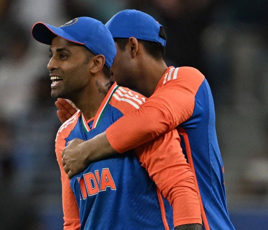 "ഞങ്ങളെല്ലാവരും ആവേശത്തിലാണ്. നല്ല പ്രകടനം കാഴ്ചവെക്കാനാവുമെന്ന് എല്ലാവരും കരുതുന്നു. അതിലേക്ക് കാത്തിരിക്കുകയാണ്."- സൂര്യകുമാർ യാദവ് പറഞ്ഞു. ഈ മാസം 14നാണ് ഏഷ്യാ കപ്പിലെ ഇന്ത്യ - പാകിസ്താൻ മത്സരം. ദുബായ് രാജ്യാന്തര സ്റ്റേഡിയത്തിൽ മത്സരം നടക്കും.