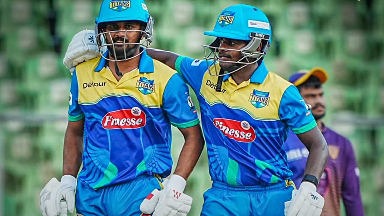 KCL 2025: വരവറിയിച്ച് പതിനേഴുകാരന് രോഹിത്, ആലപ്പിയെ നിഷ്പ്രഭമാക്കി തൃശൂര് ടൈറ്റന്സ് KCL 2025: വരവറിയിച്ച് പതിനേഴുകാരന് രോഹിത്, ആലപ്പിയെ നിഷ്പ്രഭമാക്കി തൃശൂര് ടൈറ്റന്സ്