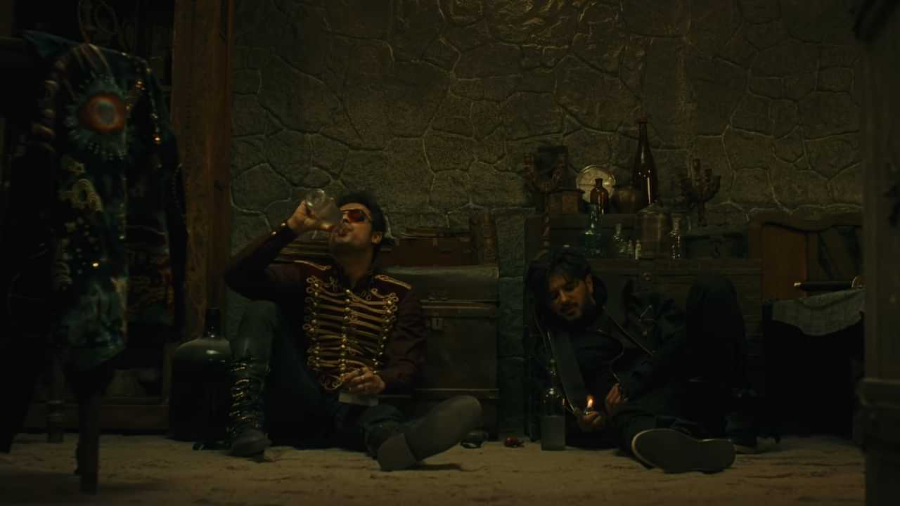 Lokah: എൻ്റെ ചേട്ടൻ പുറത്തിറങ്ങിയിട്ടുണ്ട്, അവനത്ര ഫൺ അല്ല; ലോക രണ്ടാം ഭാഗത്തിൽ വില്ലനും നായകനും ടൊവിനോ തന്നെ?