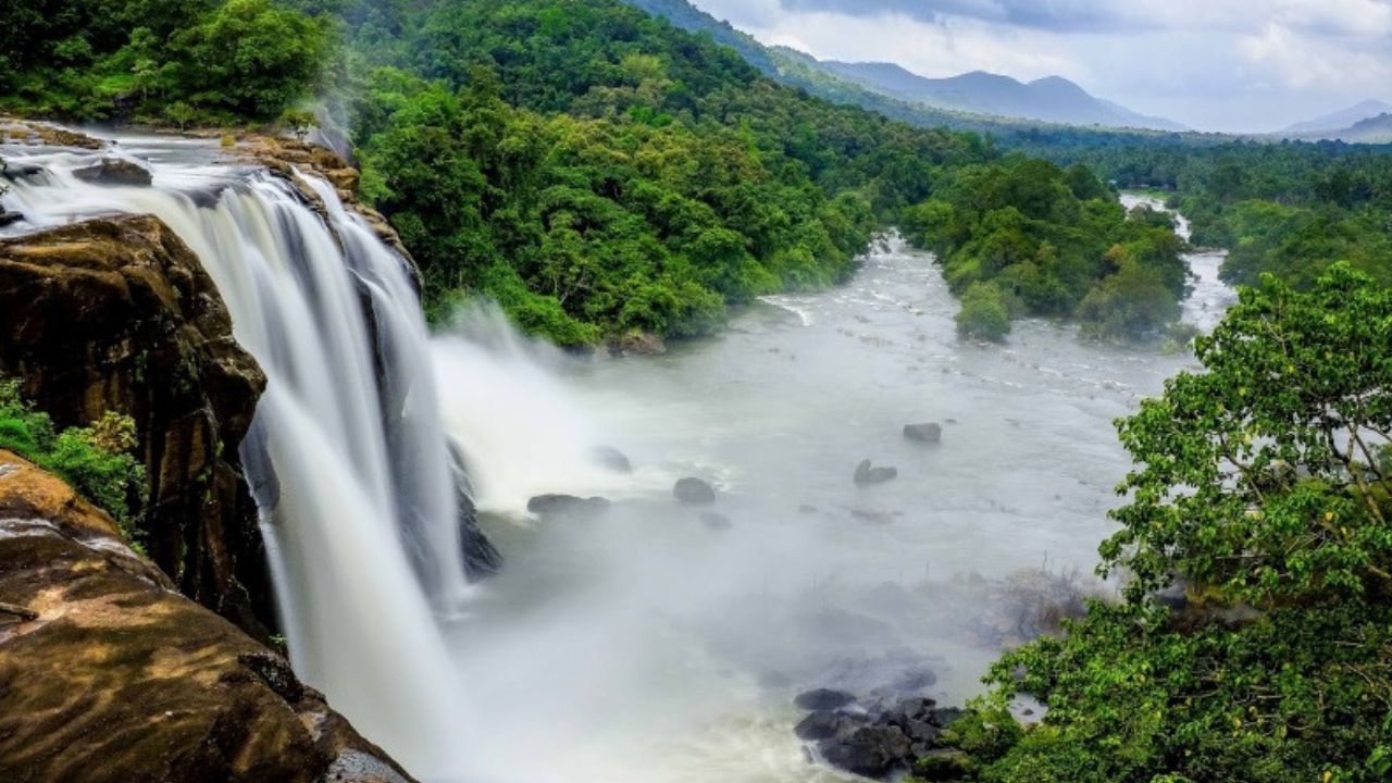 Valparai E-Pass: ഊട്ടിയ്ക്കും കൊടൈക്കനാലിനും പിന്നാലെ വാൽപ്പാറയിലും ഇ-പാസ്; നവംബർ മുതൽ പ്രാബല്യത്തിൽ