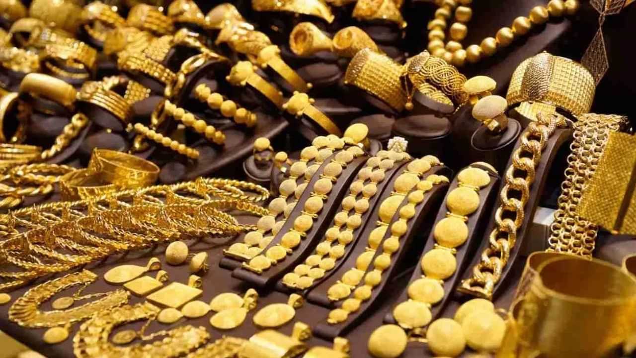 Kerala Gold Rate: ന്റെ പൊന്നേ... ഇതെന്ത് പോക്കാ? കുതിപ്പ് തുടർന്ന് സ്വർണ്ണം! ഇന്നത്തെ നിരക്ക്