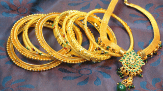 New GST : പൊറോട്ട മുതൽ പാൽ വരെ, ജീവൻരക്ഷ മരുന്നുകൾ, ഇൻഷുറൻസുകൾ, ഇവയ്ക്കൊന്നും ഇനി നികുതി ഇല്ല