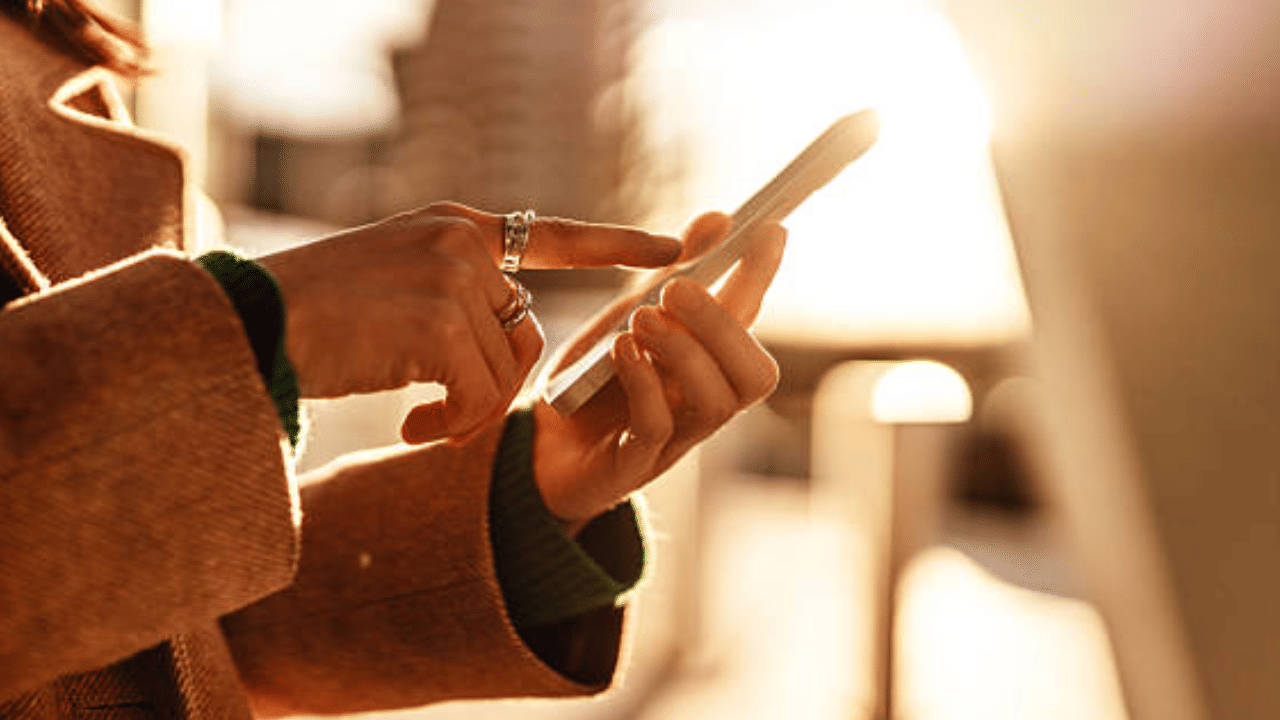 Google Pay: ആള് മാറി പണം അ‌യച്ചോ? ഗൂഗിൾ പേയിൽ പണം തിരിച്ചുകിട്ടാൻ വഴിയുണ്ട്!