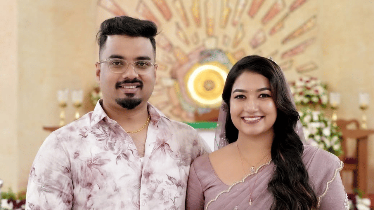 ചലച്ചിത്ര താരം ​ഗ്രേസ് ആന്റണി വിവാഹിതയായി. ഇൻസ്റ്റാ​ഗ്രാമിലൂടെയാണ് താൻ വിവാഹിതയായെന്ന സന്തോഷം താരം ആരാധകരുമായി പങ്കുവച്ചത്. ഇപ്പോഴിതാ വിവാഹ ചിത്രങ്ങളുടെ സോഷ്യൽ മീഡിയയിൽ വൈറലാവുകയാണ്. (Image Credit: Instagram)