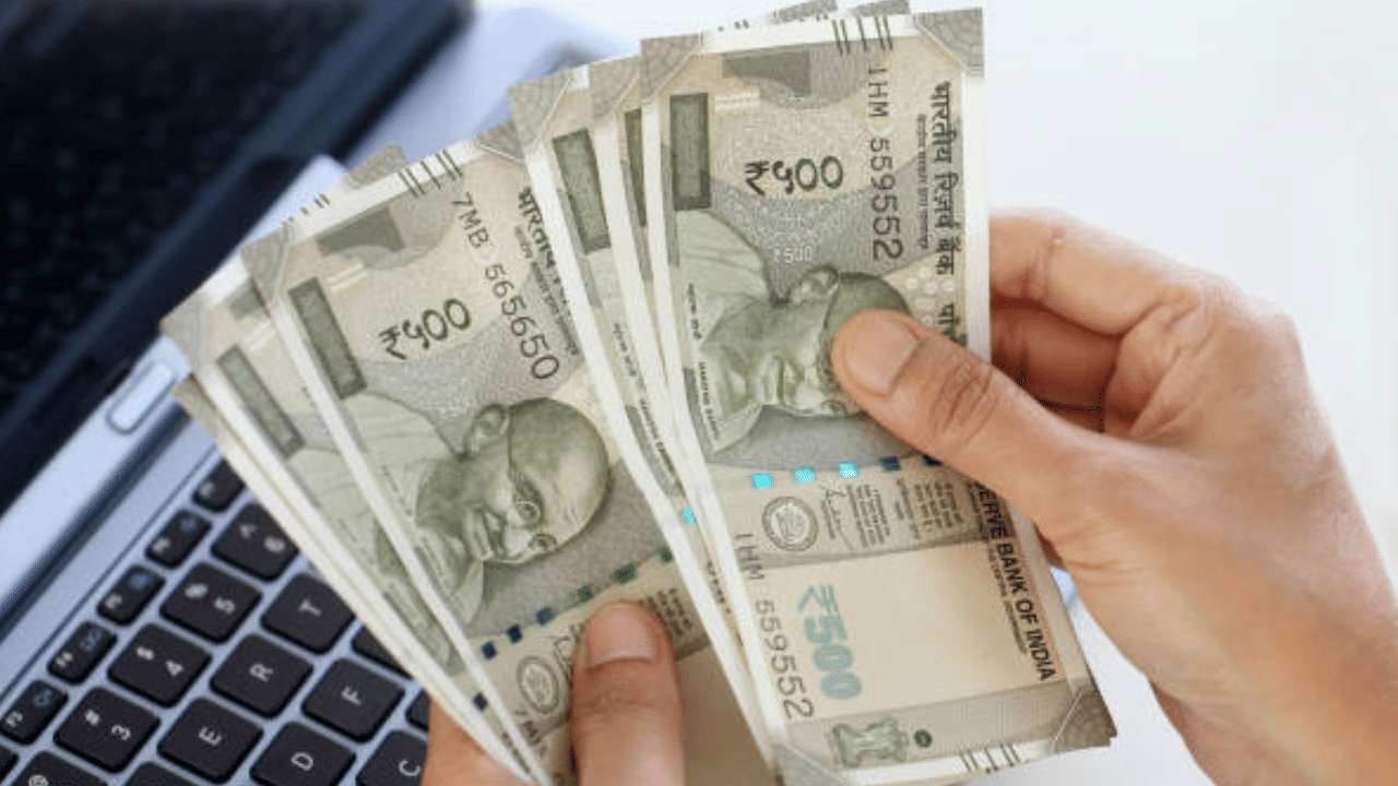 8th Pay Commission: എട്ടാം ശമ്പള കമ്മീഷൻ ഉടൻ; ശമ്പളവും പെൻഷനും എത്ര വർദ്ധിക്കും?