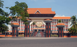 Pandalam ayyappa sangamam: പന്തളത്തെ ബദല്‍ അയ്യപ്പ സംഗമം: കുറവ് ആളുകള്‍ പങ്കെടുക്കുമെന്ന് റിപ്പോര്‍ട്ട് നല്‍കിയ ഉദ്യോ​ഗസ്ഥന് മെമ്മോ