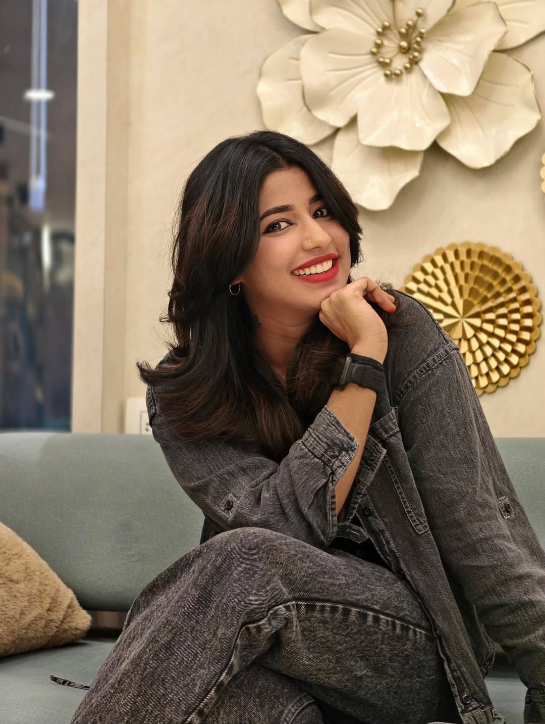 അതേസമയം ബിഗ് ബോസില്‍ നില്‍ക്കുക എന്നത് വളരെ പ്രയാസമാണെന്നാണ് മസ്താനി മോഹൻലാലിനോട് പറഞ്ഞത്. ഭയങ്കര മെന്റല്‍ സ്‍ട്രെംഗ്‍ത് വേണമെന്നും താൻ വളരെ ഹോംലി ആയിട്ടുള്ളൊരാളാണ്. പുറത്തുനിന്ന് കാണുന്നതല്ല അതിന്റെ അകത്ത്. ഭയങ്കര വലിയൊരു പ്ലാറ്റ്‍ഫോം ആണെന്നും മസ്താനി പറയുന്നു.