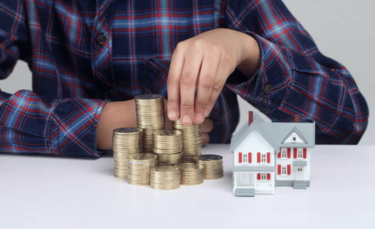 അധികൃതര്‍ ആവശ്യപ്പെടുന്ന സമയത്ത് പണം എവിടെ നിന്ന് വന്നുവെന്ന് നിങ്ങള്‍ക്ക് കാണിക്കാന്‍ നിങ്ങൾക്ക് കഴിയണം. ശമ്പളമോ, ബിസിനസ് വരുമാനമോ, നിയമപരമായ ഇടപാടിന്റെ ഭാഗമോ എന്തായാലും കുഴപ്പമില്ല. പക്ഷേ, 'സോഴ്‌സ് ഓഫ് ഇന്‍കം' പ്രധാനമാണ്. (Image Credit: Getty Image)