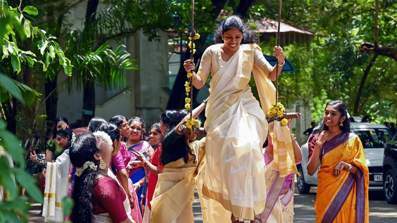 സന്തോഷവും ഐക്യവും നിറഞ്ഞ ഒരു പുതുവർത്തിന്റെ തുടക്കം ആയിരിക്കട്ടെ ഈ ഓണം, നിങ്ങളുടെ ആഗ്രഹങ്ങൾ പൂർത്തിയാകട്ടെ എല്ലാവർക്കും ഹൃദയം നിറഞ്ഞ ഓണാശംസകൾ (Image Credit: PTI)