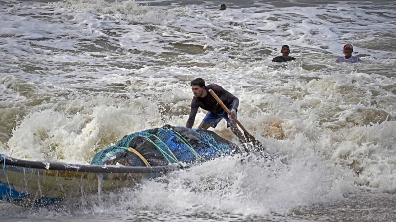 Sea Attack Warning Kerala: കടലാക്രമണത്തിന് സാധ്യത, തീരദേശവാസികള്‍ക്ക് ജാഗ്രതാ നിര്‍ദ്ദേശം