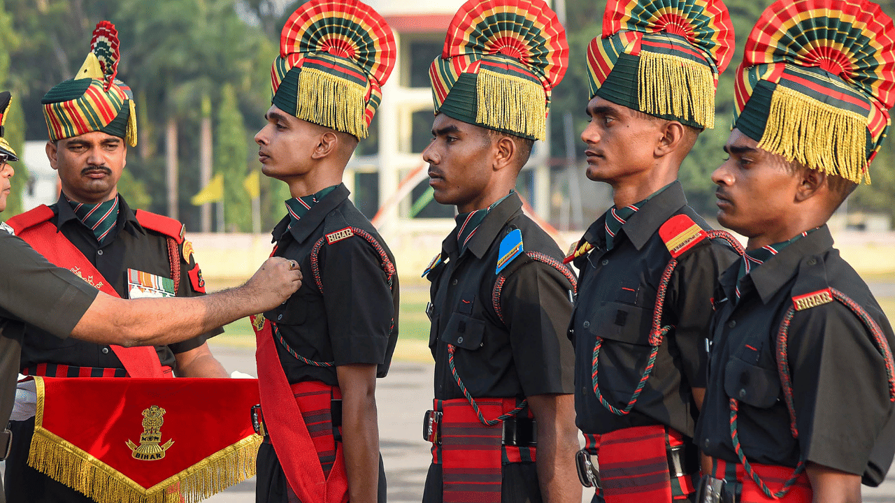 SBIs loan scheme for Agniveers: അഗ്നിവീറുകൾക്ക് എസ്ബിഐയുടെ  വായ്പ; അറിയേണ്ടതെല്ലാം....