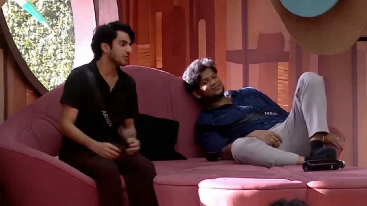 Bigg Boss Malayalam Season 7: നെവിൻ ബിബി ഹൗസിൽ തുടരും?; ഈ ആഴ്ച പുറത്താവുന്നത് അക്ബറും ആര്യനുമെന്ന് അഭ്യൂഹം Bigg Boss Malayalam Season 7: നെവിൻ ബിബി ഹൗസിൽ തുടരും?; ഈ ആഴ്ച പുറത്താവുന്നത് അക്ബറും ആര്യനുമെന്ന് അഭ്യൂഹം