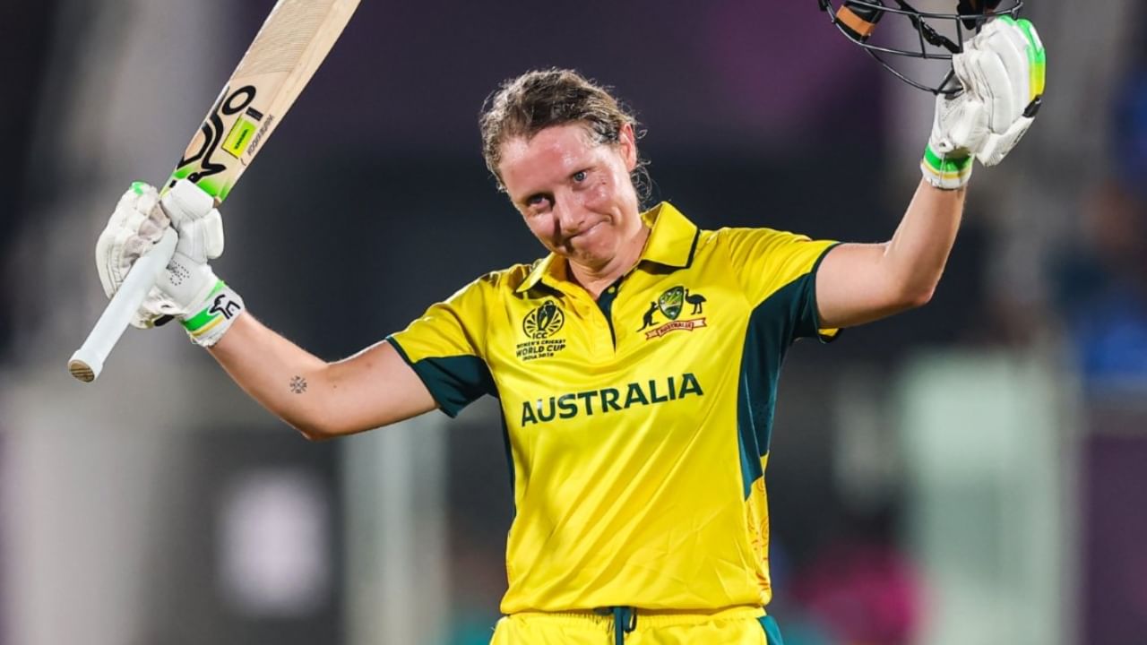 Womens ODI World Cup 2025: അതിവേഗ സെഞ്ചുറിയുമായി അലിസ ഹീലി; ഇന്ത്യക്കെതിരെ ഒരു ദാക്ഷിണ്യവുമില്ലാതെ തിരിച്ചടിച്ച് ഓസ്ട്രേലിയ