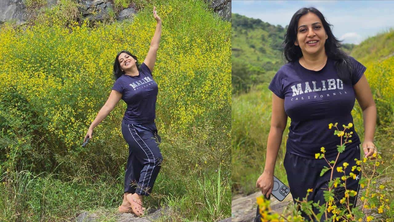 Anna Rajan: എക്സ്ട്രാ ഫിറ്റിങ് വയ്ക്കാൻ മറന്നതല്ല; ഒടുവിൽ രഹസ്യം വെളിപ്പെടുത്തി അന്ന രാജൻ Anna Rajan: എക്സ്ട്രാ ഫിറ്റിങ് വയ്ക്കാൻ മറന്നതല്ല; ഒടുവിൽ രഹസ്യം വെളിപ്പെടുത്തി അന്ന രാജൻ
