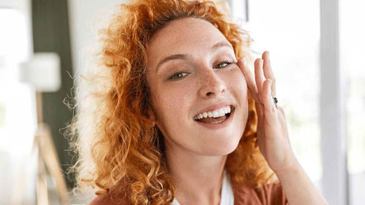 ആരോ​ഗ്യവിദ​ഗ്ധർ  ശുപാർശ ചെയ്യുന്ന ആ ശീലം മറ്റൊന്നുമല്ല, വ്യായാമം തന്നെയാണ്. കൃത്യമായ ഇടവേളകളിൽ വ്യായാമം ചെയ്യുന്നത് ആരോഗ്യത്തിന് അത്ഭുതകരമായ ഫലങ്ങൾ നൽകും. ആഴ്ചയിൽ മൂന്ന് തവണയെങ്കിലും വ്യായാമം ചെയ്യണം. (Image Credit: Getty Images)