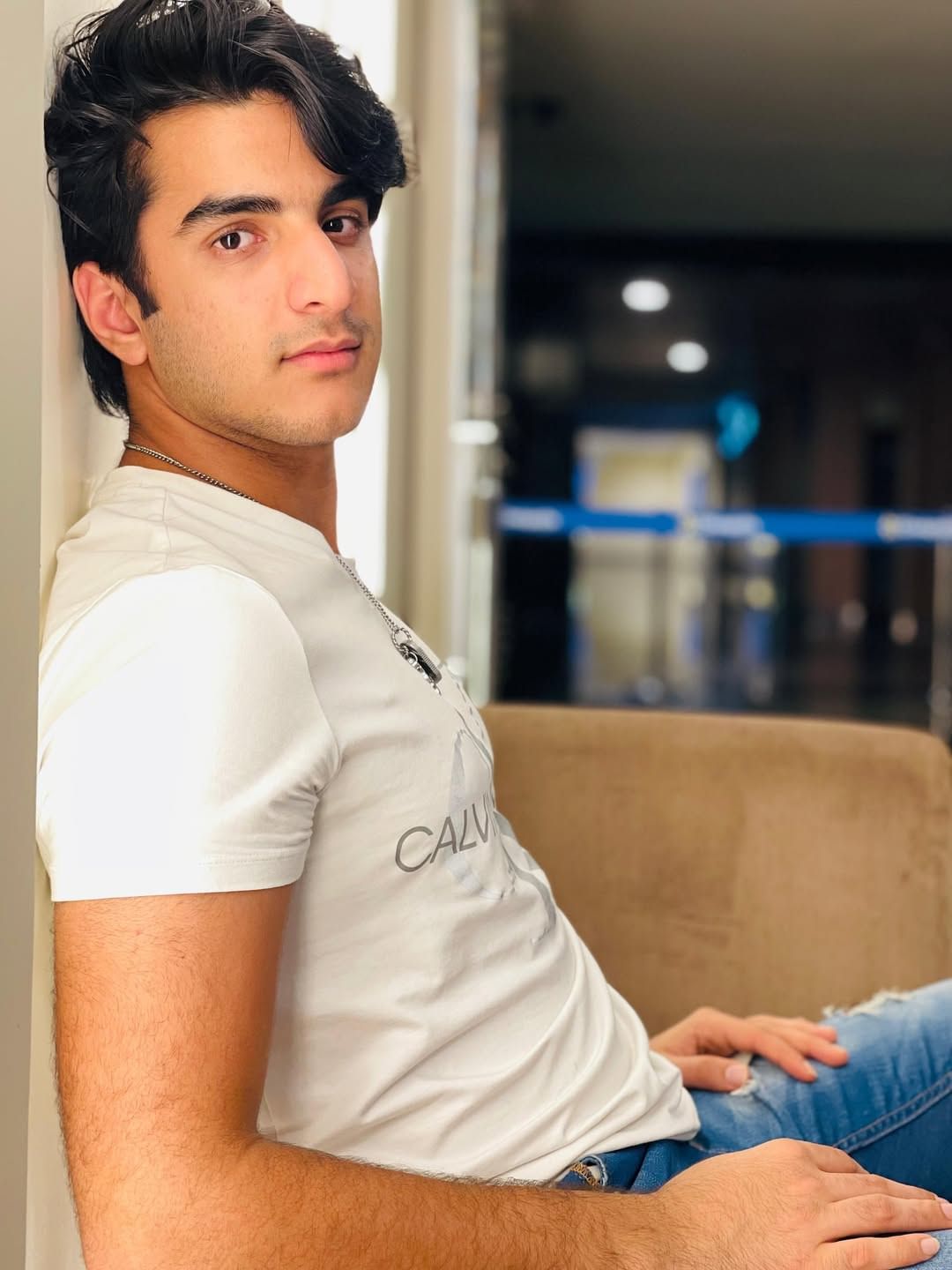 ബി​ഗ് ബോസ് സീസൺ ഏഴ് ഫൈനലിന് രണ്ടാഴ്ച മാത്രം ബാക്കിയിരിക്കെയായിരുന്നു മോഡലും നടനുമായ ആര്യൻ കതൂരിയ എവിക്ട് ആയത്. മികച്ച മത്സരാർത്ഥികളിൽ ഒരാളായിരുന്നു ആര്യൻ. ഇതിനു പിന്നാലെ ആര്യന്റെത് അൺ ഫെയർ എവിക്ഷനായിരുന്നുവെന്നാണ് ഭൂരിപക്ഷ പ്രേക്ഷകരുടെയും അഭിപ്രായം.  (Image Credits: Instagram)