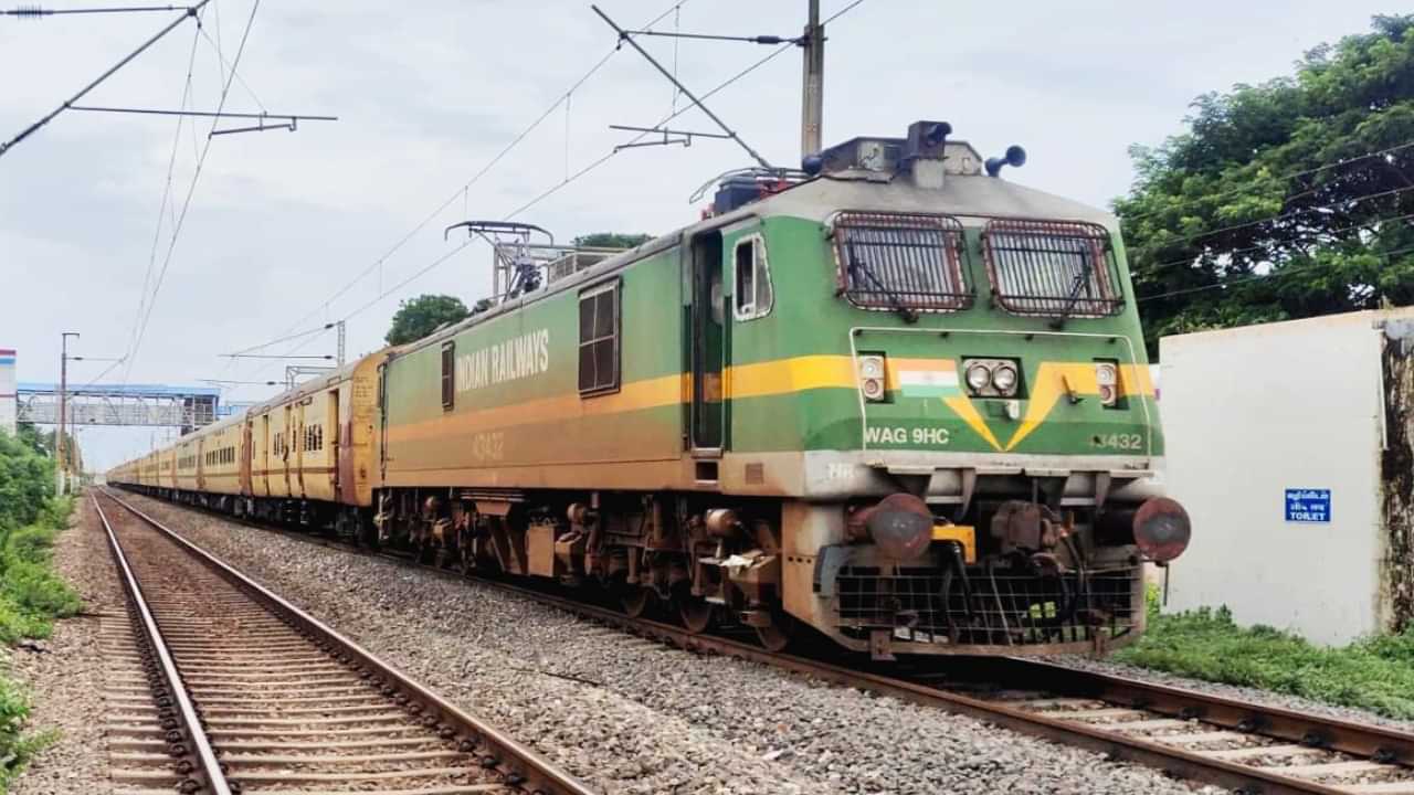 Railway Update: ബെംഗളൂരുവിൽ നിന്ന് കൊല്ലത്തേക്ക് പ്രത്യേക ട്രെയിൻ; ഒക്ടോബറിൽ പലതവണ സർവീസ് നടത്തും