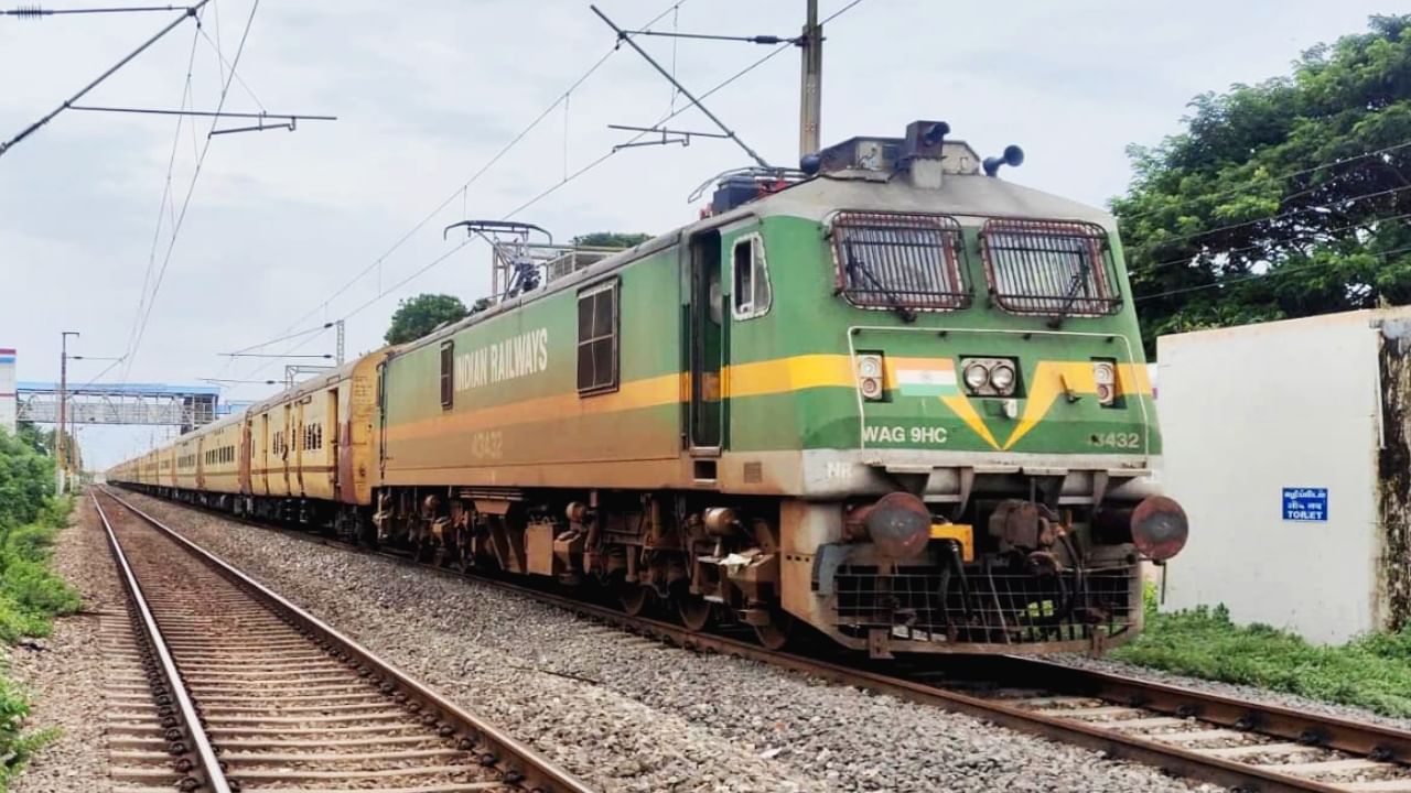 Railway Update: ബെംഗളൂരുവിൽ നിന്ന് കൊല്ലത്തേക്ക് പ്രത്യേക ട്രെയിൻ; ഒക്ടോബറിൽ പലതവണ സർവീസ് നടത്തും