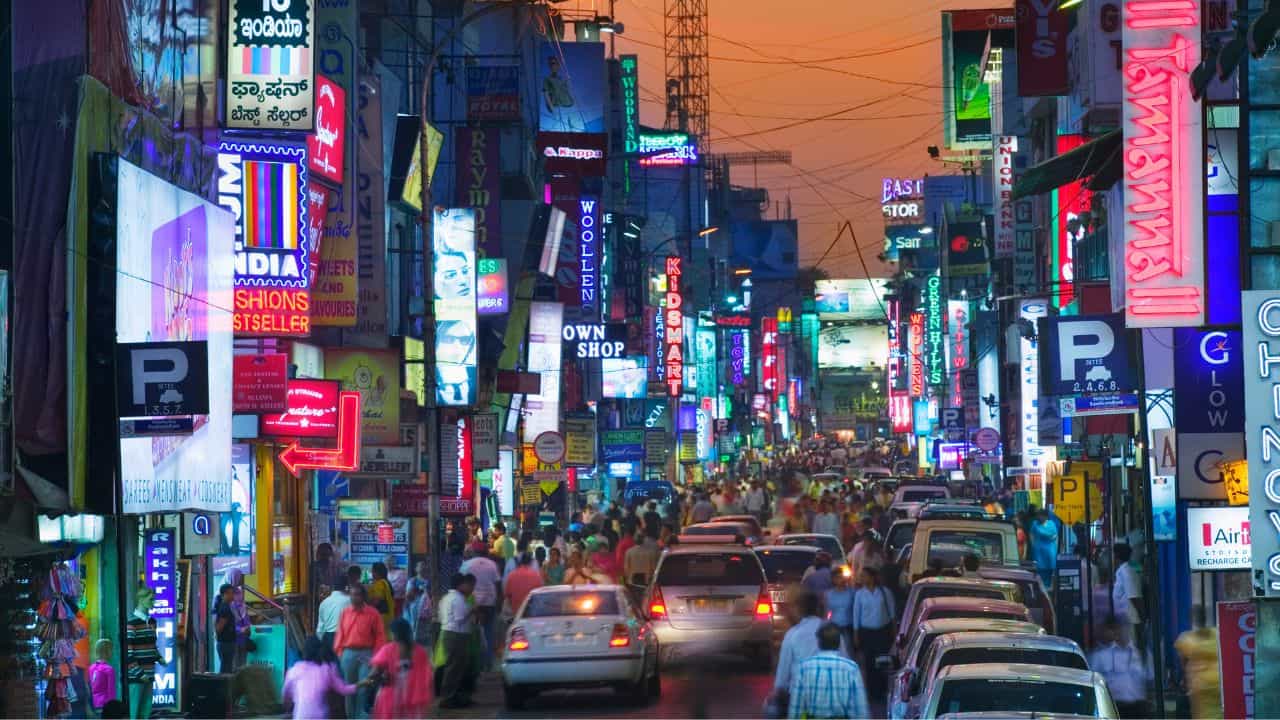 Bengaluru New Year 2026: മലയാളികളെ ബെംഗളൂരുവില്‍ ഇവര്‍ സ്‌ട്രോങാണ്; നിങ്ങള്‍ അറിയേണ്ടതെല്ലാം