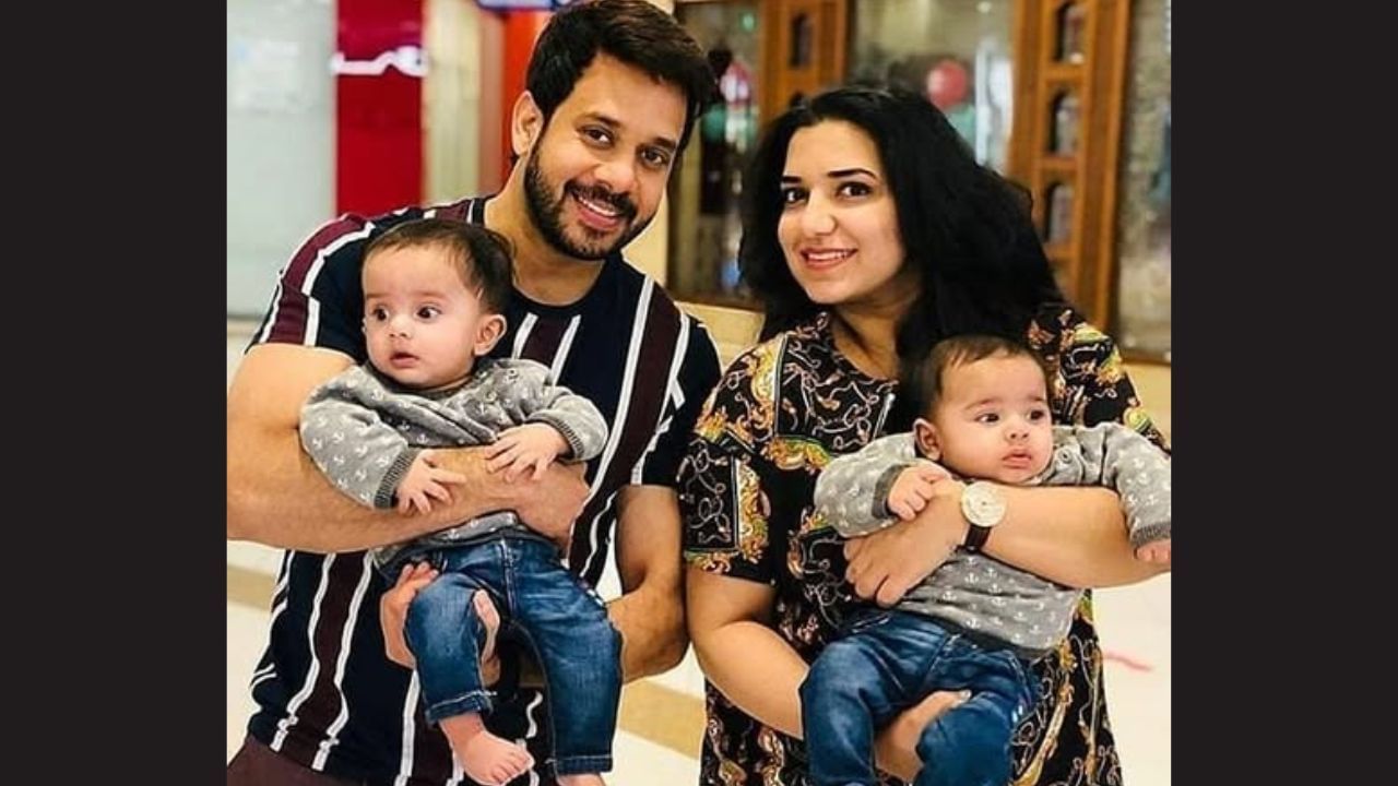 'പ്രേമിഷ്ഠേ' എന്ന ചിത്രത്തിലൂടെ പ്രശസ്തനായ നടനാണ്. ഭരത് 2013 ൽ തന്റെ സ്കൂൾ സുഹൃത്തായ ജെഷ്‌ലിയെ വിവാഹം ചെയ്ത താരത്തിന് ആധ്യാൻ, ജയൻ എന്നീ ഇരട്ട ആൺമക്കളുണ്ട്.(Photo credit: Social media)