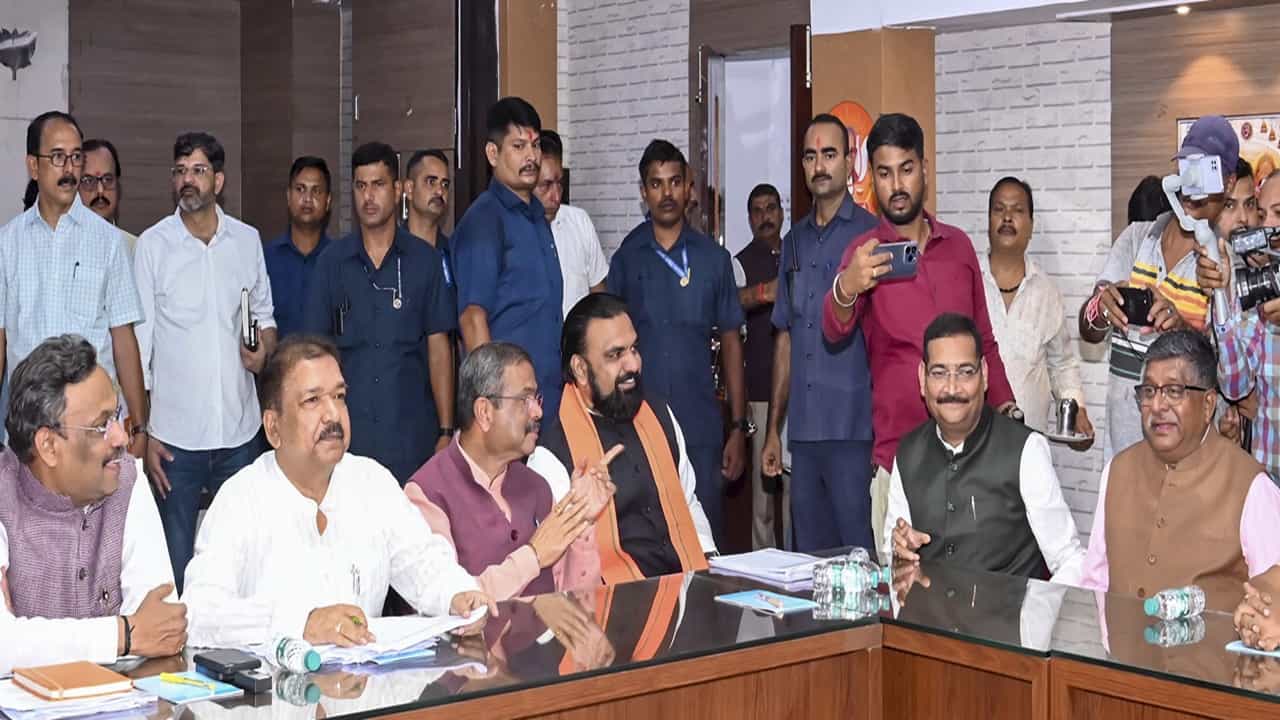 Bihar Election 2025: എന്‍ഡിഎയില്‍ തര്‍ക്കങ്ങളില്ലെന്ന് ബിജെപി, സീറ്റ് വിഭജനത്തില്‍ ധാരണ?