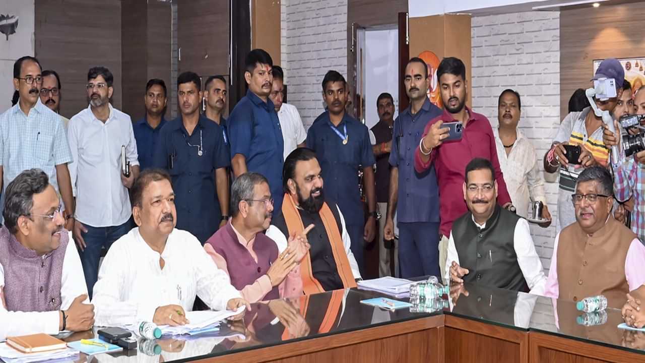 Bihar Election 2025: എന്ഡിഎയില് തര്ക്കങ്ങളില്ലെന്ന് ബിജെപി, സീറ്റ് വിഭജനത്തില് ധാരണ? Bihar Election 2025: എന്ഡിഎയില് തര്ക്കങ്ങളില്ലെന്ന് ബിജെപി, സീറ്റ് വിഭജനത്തില് ധാരണ?