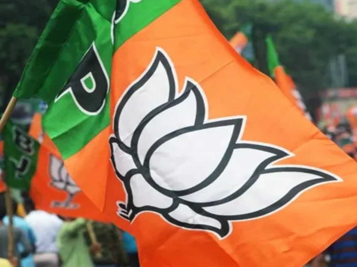 Nedumangad Bjp worker death Attempt: സീറ്റ് നിഷേധിച്ചു, ബിജെപി നേതാക്കൾ മോശമായി സംസാരിച്ചു! മഹിളാമോർച്ച പ്രവർത്തക ജീവനൊടുക്കാൻ ശ്രമിച്ചു