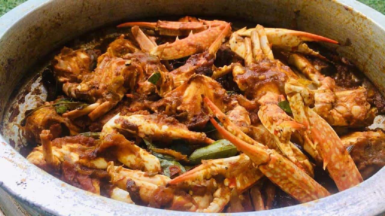 Crab Roast Recipe: കാഴ്‌ചശക്തി കൂട്ടും ,ഹൃദയത്തെ കാക്കും; ഞണ്ടിറച്ചി അത്ര നിസാരക്കാരനല്ല, ക്രാബ് റോസ്റ്റ് ഉണ്ടാക്കിയാലോ?