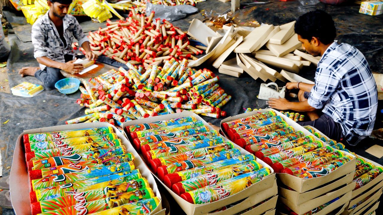 Diwali Fireworks: ദീപാവലി പൊടിപൊടിക്കാം; ഡൽഹിയിൽ പടക്ക നിരോധനത്തിൽ ഇളവ് വരുത്തി സുപ്രീം കോടതി