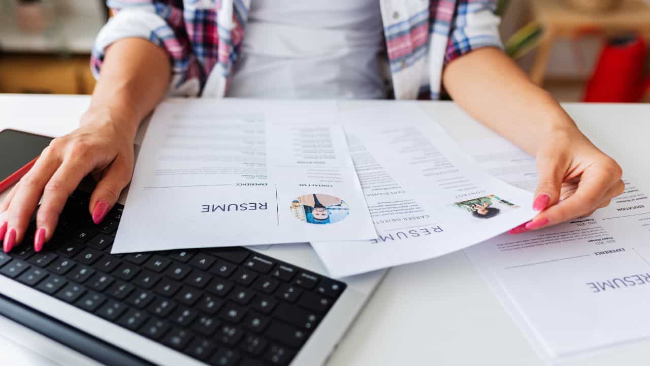 EMRS Hostel Warden: ഇഎംആർഎസിൽ ഹോസ്റ്റൽ വാർഡൻ ജോലി; അറിയാം പ്രായപരിധിയും യോഗ്യതയും