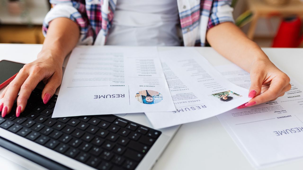 EMRS Hostel Warden: ഇഎംആർഎസിൽ ഹോസ്റ്റൽ വാർഡൻ ജോലി; അറിയാം പ്രായപരിധിയും യോഗ്യതയും