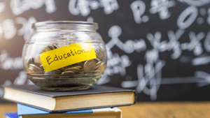 Education Loan: പഠനത്തിന് പണം തടസമാവില്ല, വിദ്യാഭ്യാസ വായ്പ ഉണ്ടല്ലോ; അറിയേണ്ടതെല്ലാം….