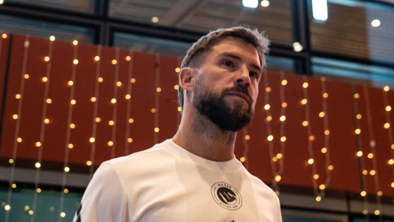 സൗദി അറേബ്യയിൽ, മത്സരം beIN സ്പോർട്സ് നെറ്റ്‌വർക്കിൽ കാണാം. ആറ് പോയിന്റുമായി ഗ്രൂപ്പ് ഡിയിൽ ഒന്നാമതാണ് അൽ നാസർ. ഗോവ ഗ്രൂപ്പില്‍ അവസാന സ്ഥാനത്താണ് (Image Credits: facebook.com/FCGoaOfficial)