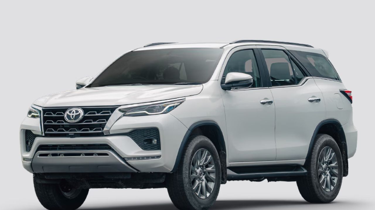 Viral news: ഭാ​ഗ്യം തുണച്ചു… നേരം ഇരുട്ടി വെളുത്തപ്പോൾ നാലു വയസ്സുകാരൻ 53 ലക്ഷം രൂപയുടെ ടൊയോട്ട ഫോർച്യൂണർ ഉടമ