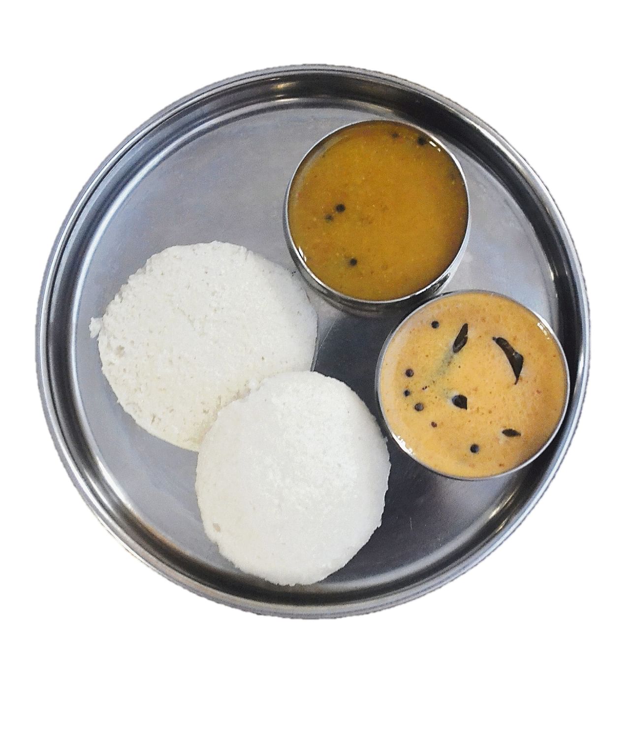 എന്നാൽ എല്ലാ ദിവസവും രാവിലെ ഇഡ്ഡലി കഴിക്കുമ്പോൾ യഥാർത്ഥത്തിൽ എന്താണ് നമ്മുടെ ശരീരത്തിന് സംഭവിക്കുന്നത്? ഒരു പ്ലേറ്റ് ഇഡ്ഡലി കഴിക്കുന്നതിലൂടെ ദഹനം, ഊർജ്ജം, ഭാരം, മൊത്തത്തിലുള്ള ക്ഷേമം എന്നിവയെ എത്രത്തോളമാണ് ഇത് സ്വാധീനിക്കുന്നത് എന്നിങ്ങനെയുള്ള വിശദമായ വിവരങ്ങൾ പരിശോധിക്കാം. (Image Credits: Getty Images)