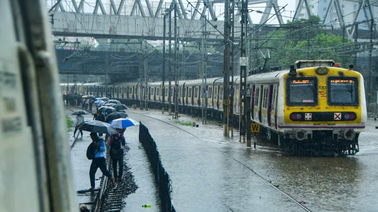 Railway Update: യാത്രക്കാർ ശ്രദ്ധിക്കുക; ഗുരുവായൂർ - ചെന്നൈ എഗ്മോർ എക്സ്പ്രസ് വഴിതിരിച്ചുവിടും