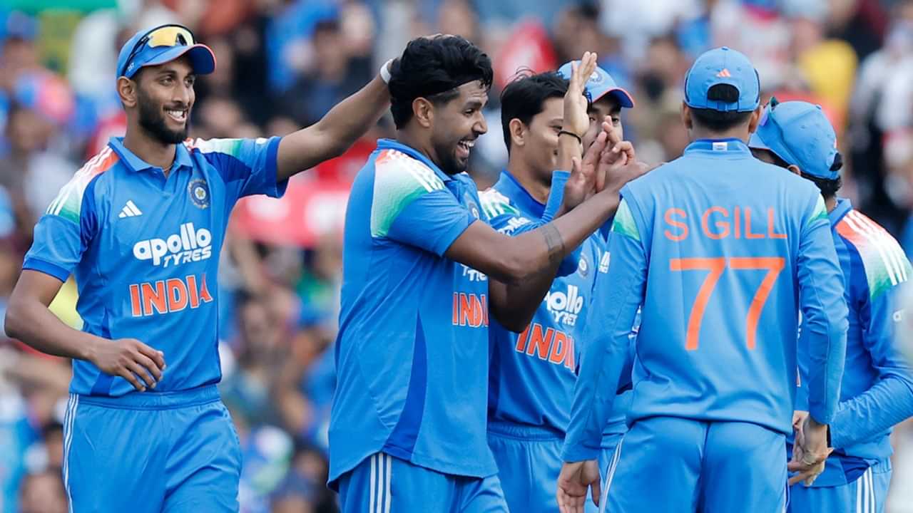 India vs Australia: ഇപ്പോള് മനസിലായോ ഹര്ഷിത് ആരാണെന്ന്? സിഡ്നിയില് ഓസീസ് 236ന് ഓള് ഔട്ട് India vs Australia: ഇപ്പോള് മനസിലായോ ഹര്ഷിത് ആരാണെന്ന്? സിഡ്നിയില് ഓസീസ് 236ന് ഓള് ഔട്ട്