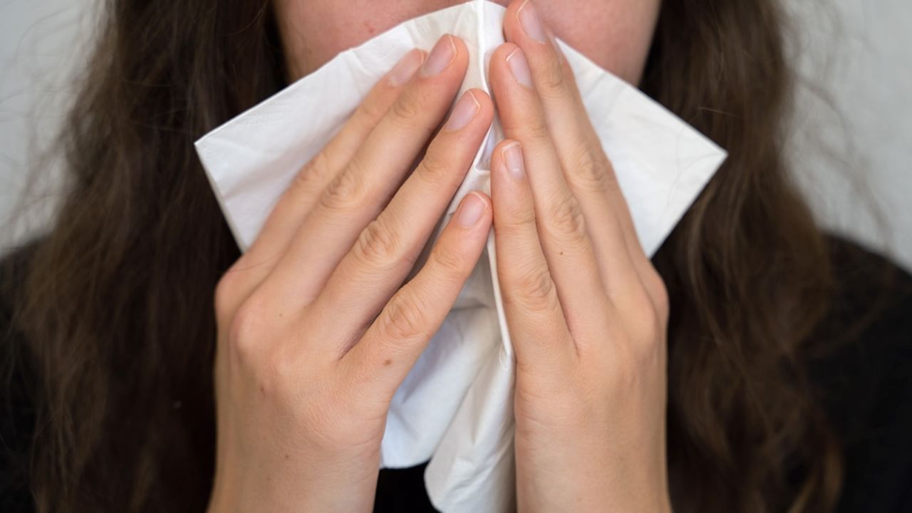 Japan Flu: ഇൻഫ്ലുവൻസ പിടിമുറുക്കി, ജപ്പാനില്‍ രോഗവ്യാപനം, സ്‌കൂളുകള്‍ അടച്ചു