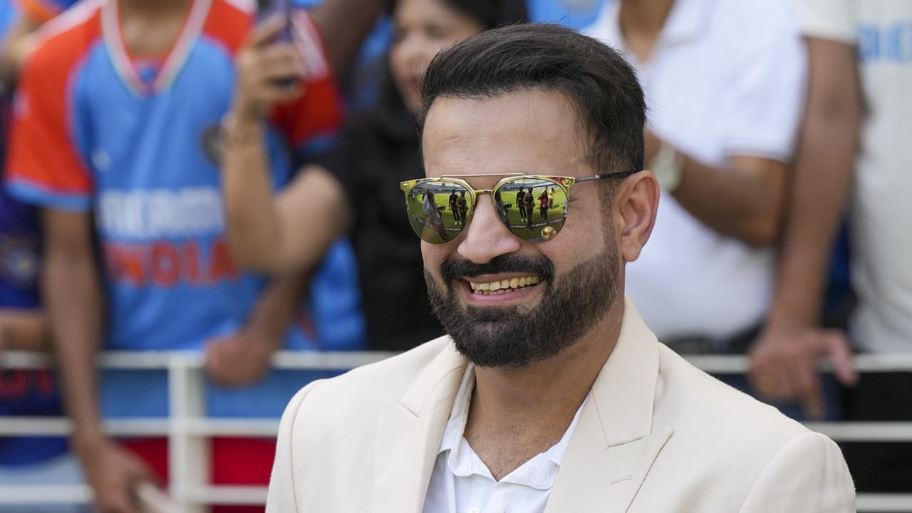 കെഎല്‍ രാഹുല്‍ നന്നായി ബാറ്റ് ചെയ്തു. ശ്രേയസ് അയ്യര്‍ ഒരു മോശം അവസ്ഥയിലായിരുന്നു. അദ്ദേഹം ടെക്‌നിക്ക് കുറച്ചുകൂടി മെച്ചപ്പെടുത്തേണ്ടി വരുമെന്നും പത്താന്‍ പറഞ്ഞു  (Image Credits: PTI)