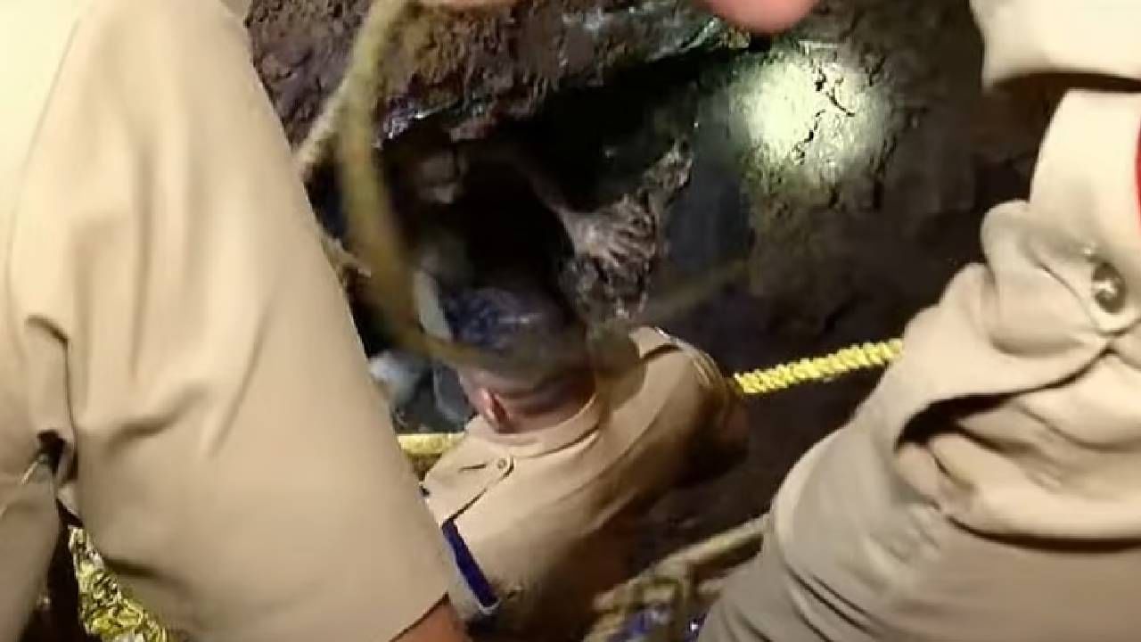 Kattappana Manhole Cleaning Accident: കട്ടപ്പനയിൽ ഓട വൃത്തിയാക്കുന്നതിനിടെ മൂന്ന് തൊഴിലാളികൾക്ക് ദാരുണാന്ത്യം; കളക്ടറോട് റിപ്പോര്‍ട്ട് തേടി മന്ത്രി